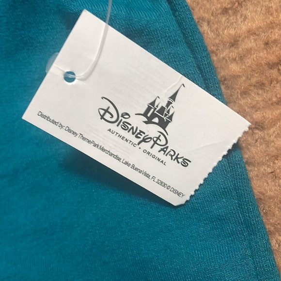 Disney cruise sweater Medium brand New - Picture 7 of 13